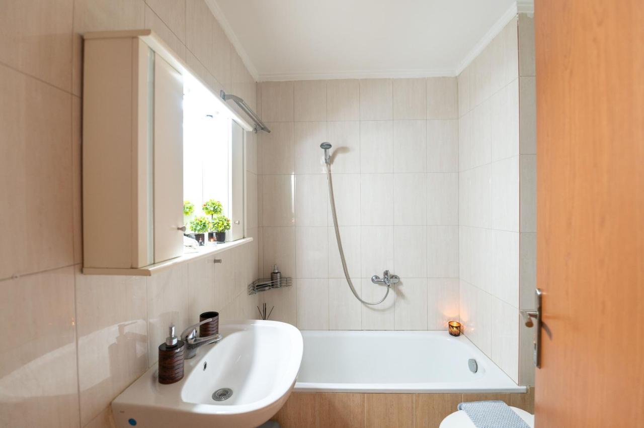 Eclectic Dot 2 Apartment Tesalonika Bagian luar foto